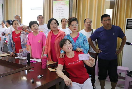 2021年河南省走基层送健康 持杖健走技能培训在汝南县开展全民健身志愿服务